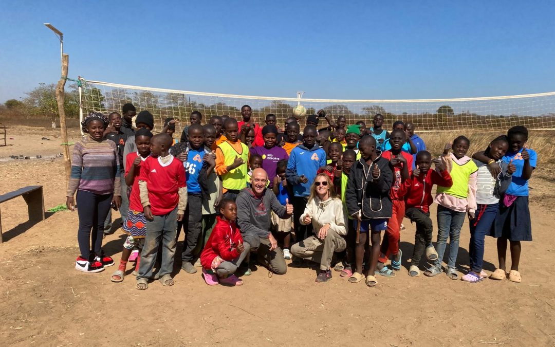 VERANO DE 2025: EMPODERANDO A LOS MÁS VULERABLES EN ZAMBIA A TRAVÉS DEL DEPORTE